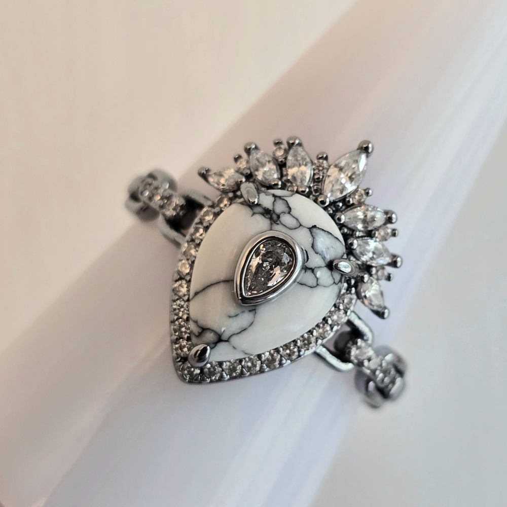 Bomb Party RG14644 Size 10 Ring - Marquise Manor Howlite Magnesite Hematite NEW